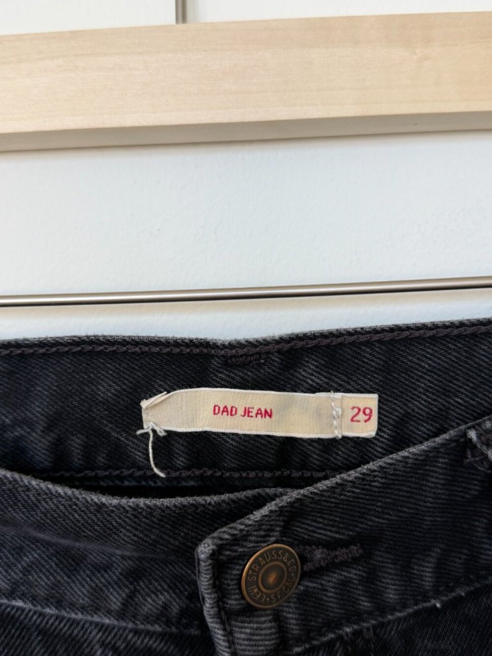 Levi's Dad Jean - Black/Dark Wash - Size 29 - "Rosie Posie" - Picture 4 of 4